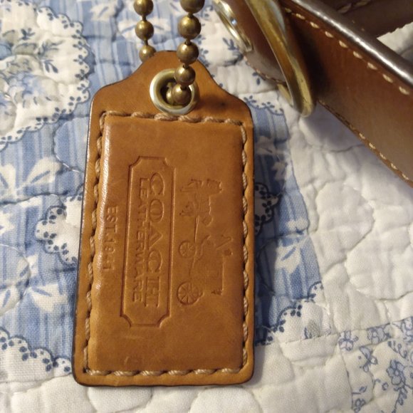 Coach Bleecker Signature Bucket - Picture 4 of 16